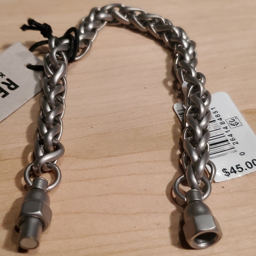 ➡️KENNETH COLE BRACELET - Picture 7 of 7